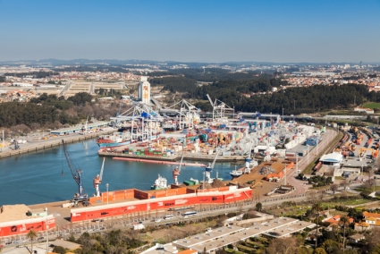 3,000 TEU THRESHOLD EXCEEDED AGAIN