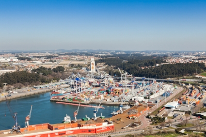 TCL BY THE THRESHOLD OF 3,000 TEU DAILY