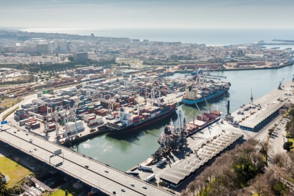 MORE THAN 3,400 TEU IN ONE DAY!