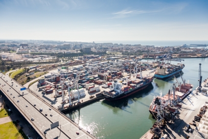 YILPORT LEIX&Otilde;ES YIELDS ONCE AGAIN 2,000 TEU / DAY