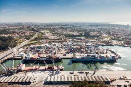 YILPORT LEIX&Otilde;ES SURPASSES THE 3,300 TEU&hellip;